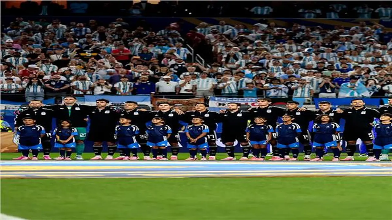 متى يلتقي منتخب الرأس الأخضر نظيره الأرجنتيني في كأس العالم؟